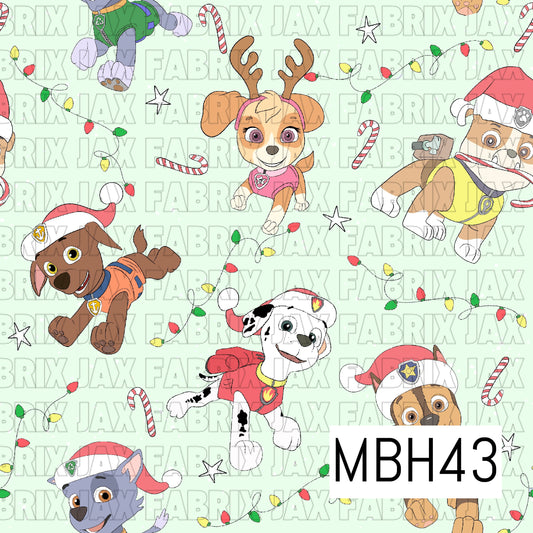 Christmas Dogs Green MBH43